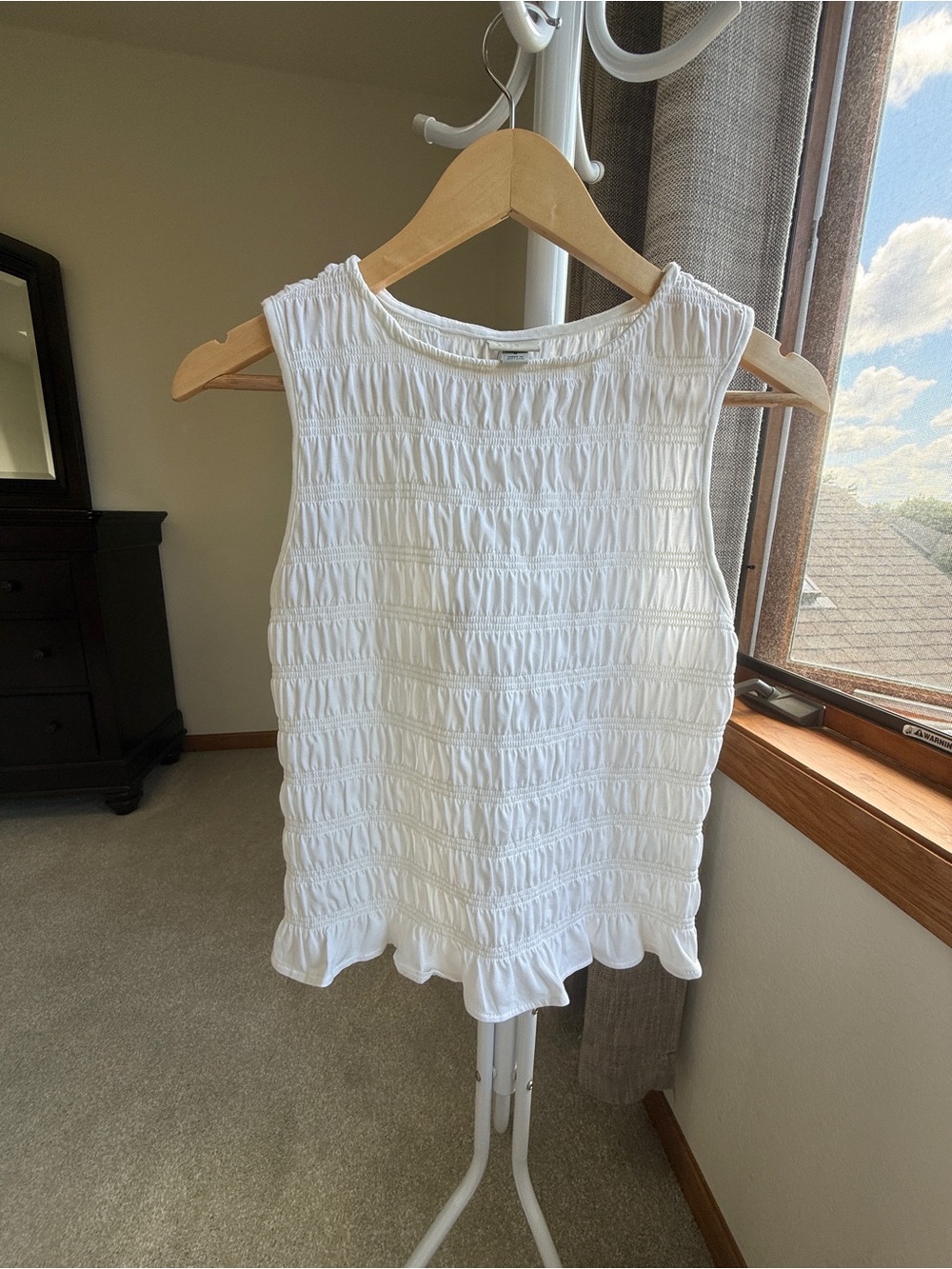 a new day White Smocked Sleeveless Tank with Ruffle Hem Size S